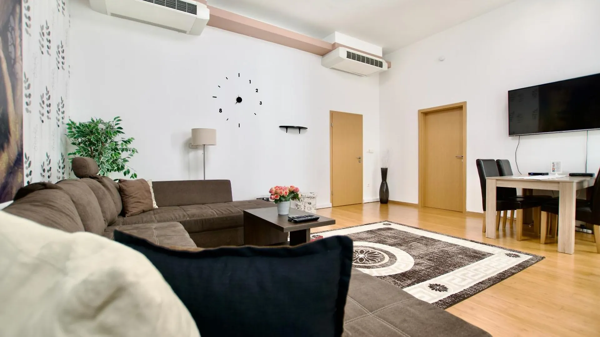 Premium Apartment By Hi5 - Vitkovics Suite Budapest Ungarn